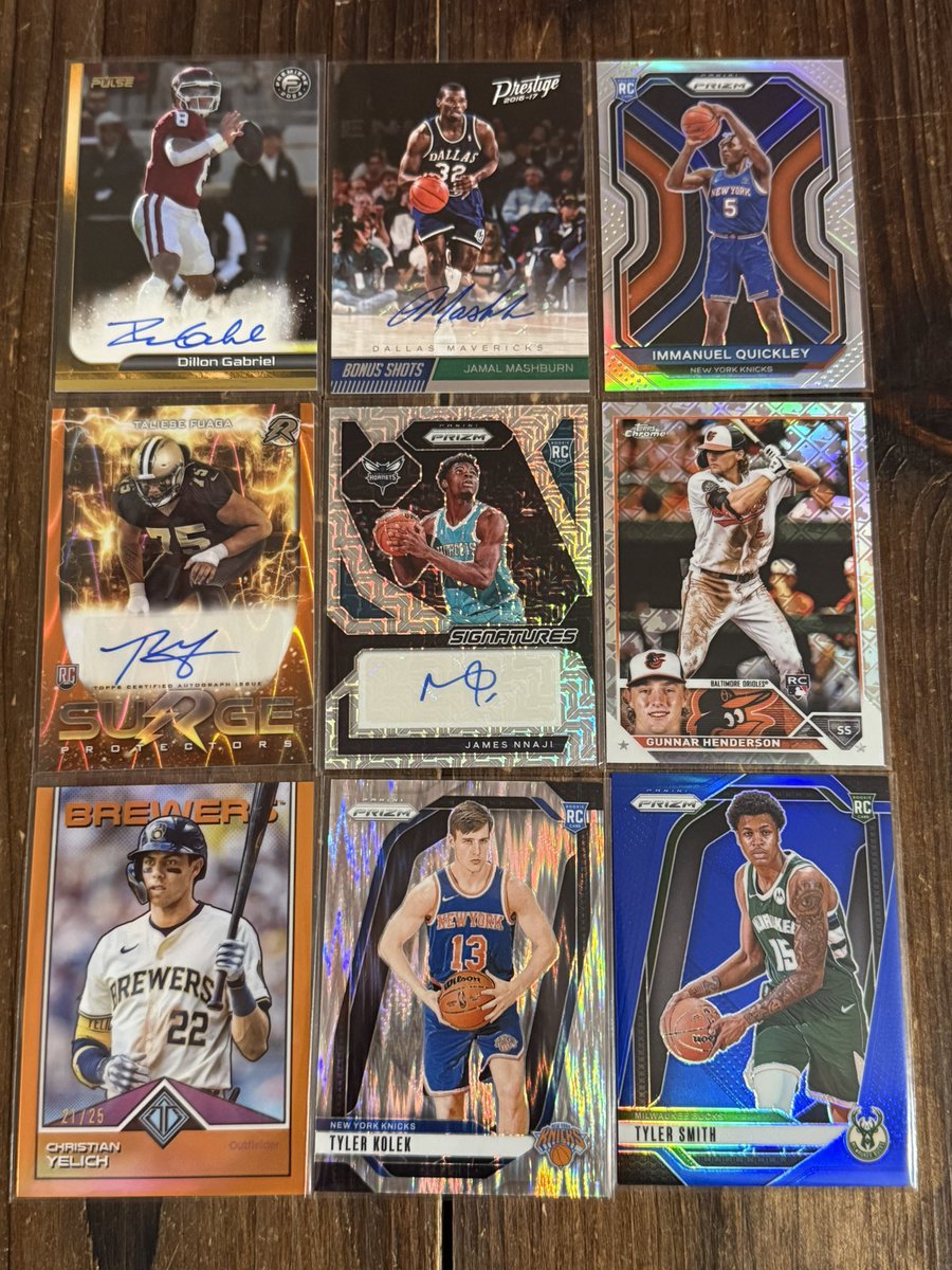 RRSC_14's tweet photo. #RRSCStacks26 x #XNat25
——
$4.50 BMWT
$1.00 PWE
$50+ Ships Free!!
———
10% of all proceeds go to charity! See pinned.
——
$5.00 Each
Gabriel /10
Fuaga, Nnaji, Yelich /25
Kolek /249
Smith /199 https://t.co/5XTKUOlG8C