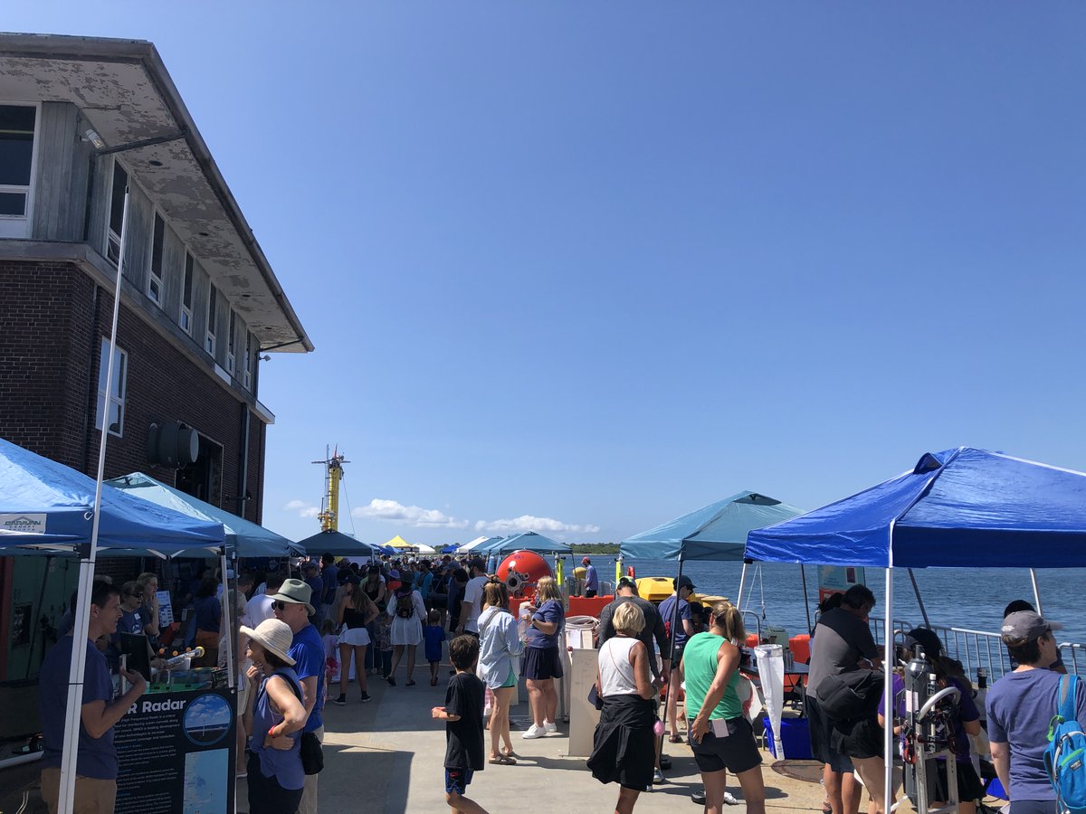 Co-Chief Becky Robinson presented #IODP3NSF #Exp501 at this year's science Stroll <a href="/WHOI/">Woods Hole Oceanographic Institution (WHOI)</a> - thanks for your interest and  the inspiring chats at our booth! For more info check out the expedition website (link below).