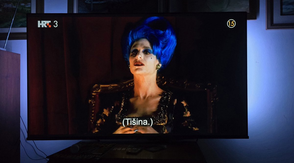 ✨️CLUB SILENCIO✨️
Rewatched #MulhollandDrive tonight and #DavidLynch's 📽🖤💔 genius still leaves me speechless. This dreamalike masterpiece pulls me in every time with its haunting beauty and mistery. His passing makes every frame more precious. 4ever a Fan! 💔💎🌟