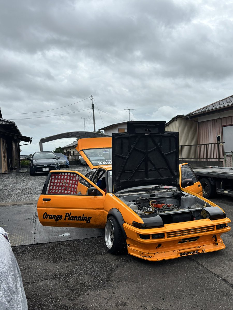 誰か買って〜 この車は部品だけの価値では無いのよ ここまで走るように