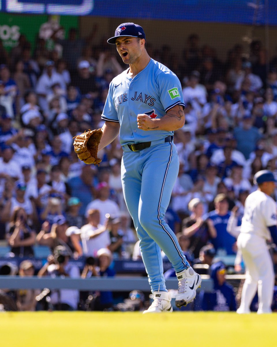 BlueJays's tweet photo. 🗣️ LET’S (FLUHARTY 😉) GO 🗣️

THE FIRST @MLB SAVE FOR MASON! https://t.co/OyFeJCSvA4