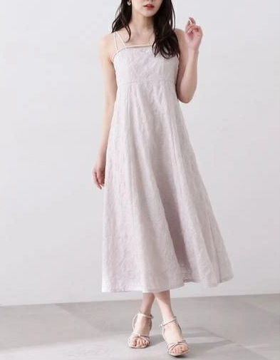 Fashion__List__'s tweet photo. /
📺ラヴィット!
2025/8/11
田村真子アナ着用衣装
\
フラワー柄のコード刺しゅうを施した
華奢で上品なのワンピース
詳細▶https://t.co/RHtnwYVeSU
#田村真子 #ラヴィット
#PROPORTIONBODYDRESSING
#プロポーションボディドレッシング https://t.co/r5ngnk9nkE
