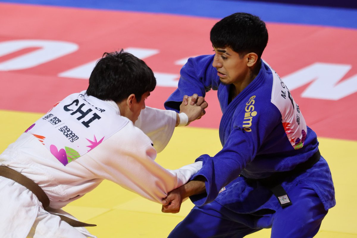 judomaria's tweet photo. ¡Felicitaciones, equipo! Estoy orgullosa de nuestros judokas, Driulys Rivas, Luciana Julca y Mateo Cóndor, quienes demostraron hoy su coraje en el tatami de los II Juegos Panamericanos Junior Asunción 2025. https://t.co/13EZhcuU4m