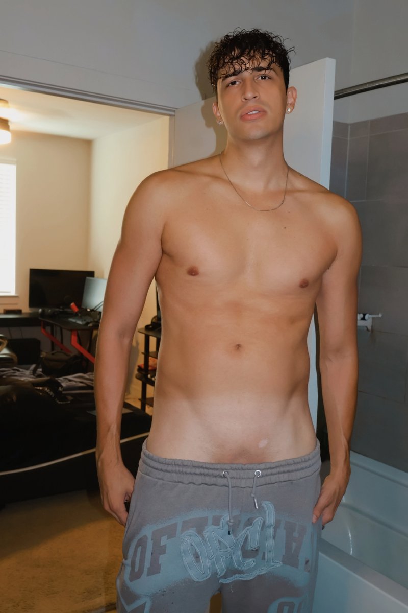 HungHooper tweet media