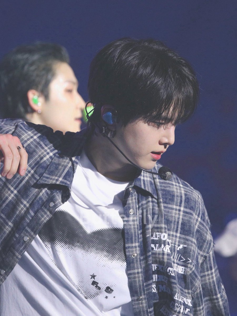 250810 🍞

#THEBOYZ #더보이즈 
#YOUNGHOON #영훈