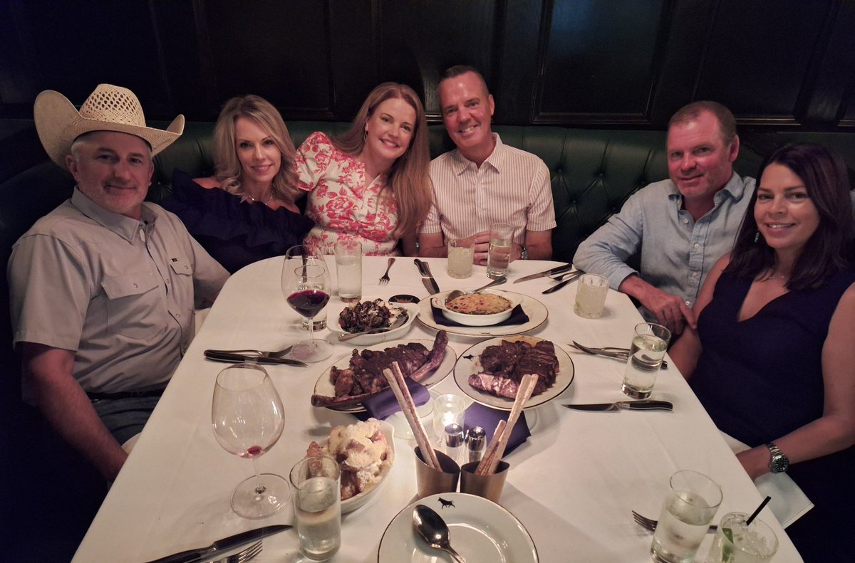 DAXBURCHETT's tweet photo. Wonderful and Fancy dinner this weekend! Celebrating 🍾 our family and friends! #demandbeef! Steaks were as good as the company! And damn.. I had a hot 🔥 date!! ❤️
@chuck_mccauley https://t.co/iUjMHxRpcm