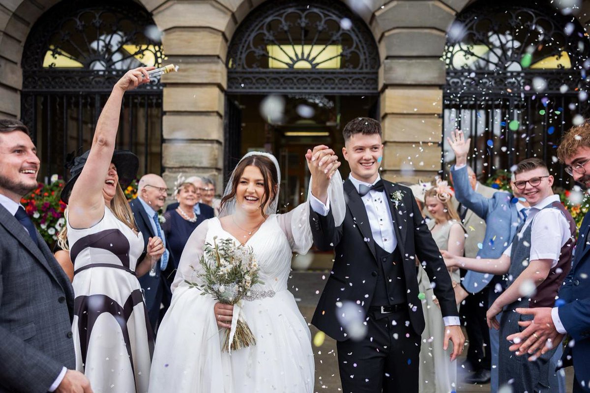 A gorgeous day with Hannah and Daniel yesterday on their wedding day!