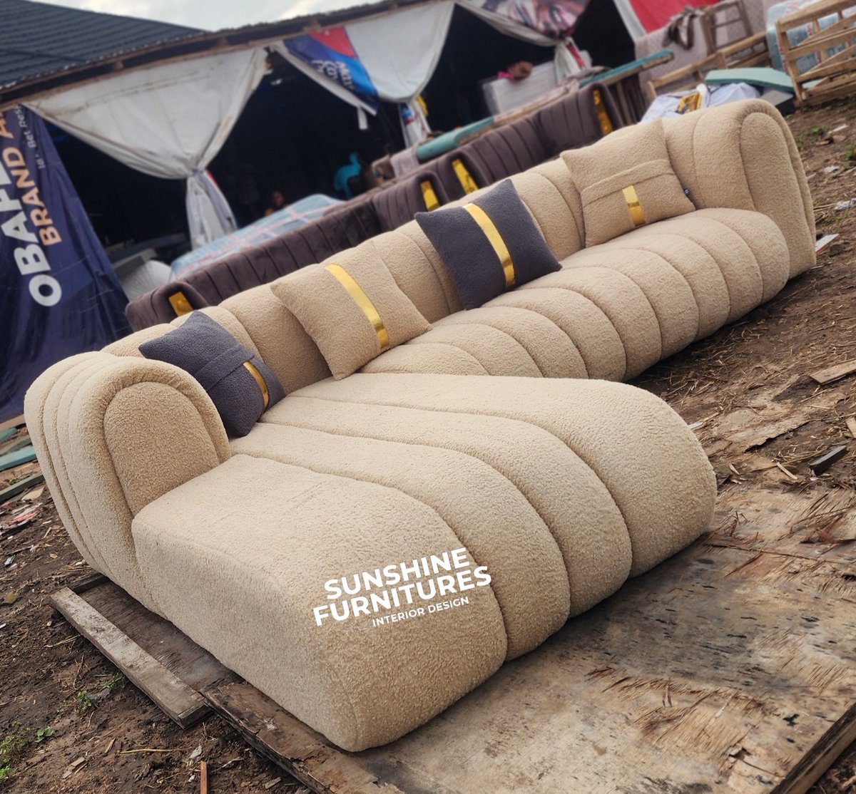 Redefine your living space with our sleek corner sofa. It’s more than furniture. It’s the perfect fusion of elegance, comfort, and functionality for today’s lifestyle.

Dimension:9ft/6ft.
Location:Kuola Akala expressway Ibadan.

#furniture #design #cornersofa #sunshinefurniture