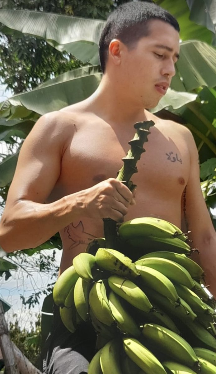 Alguien quiere mi plátano? 🍌😈
#Chudai #Rt