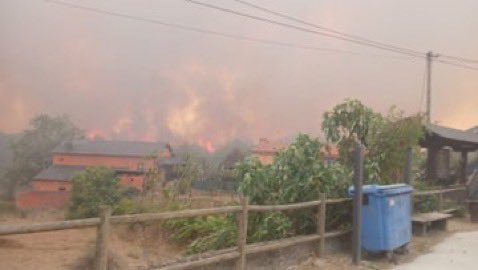 Durísimo lo que se está viviendo en el bierzo estos días 

Todos nuestros ánimos a los afectados y a quienes están luchando contra el fuego