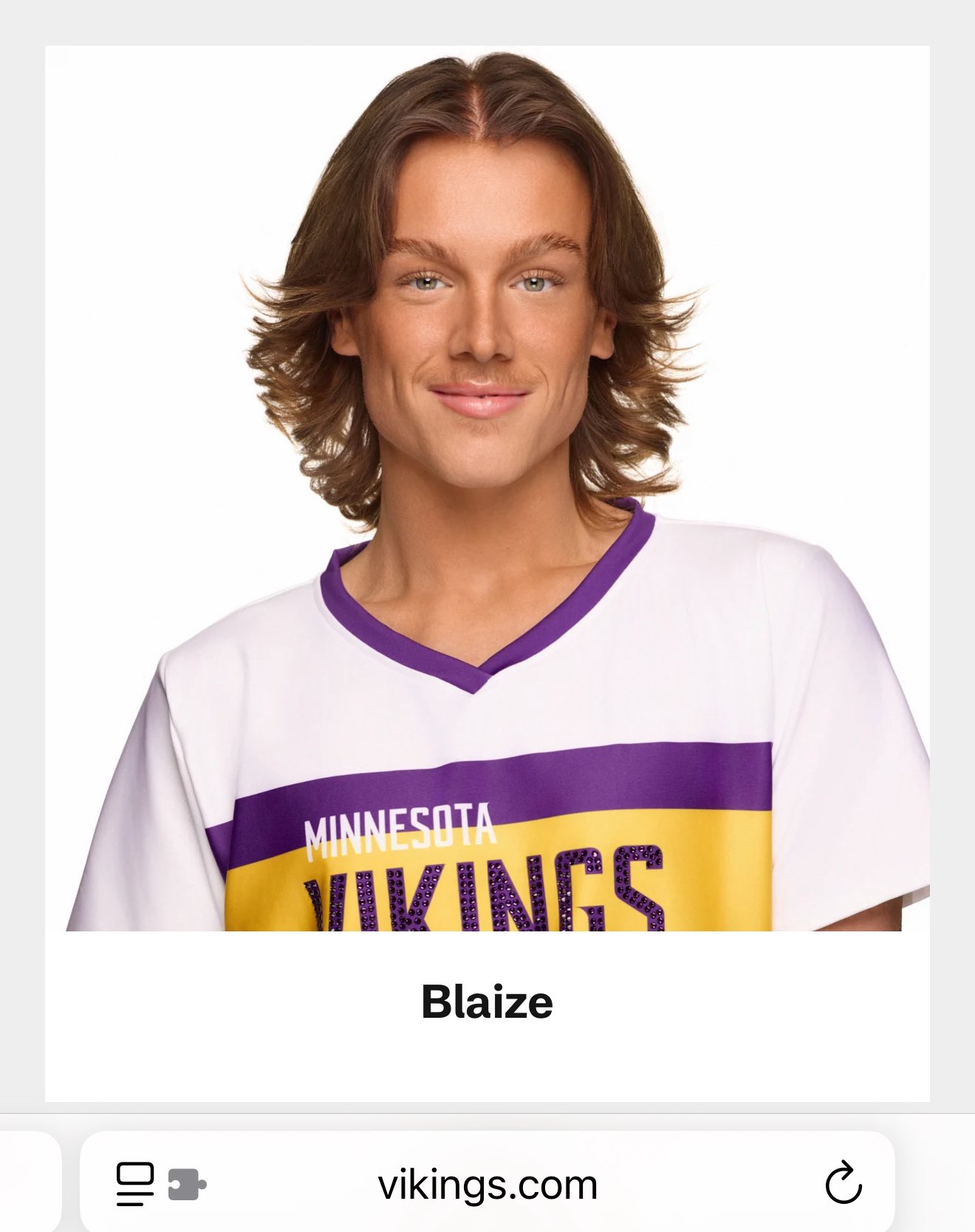 MLFootball on X: "TRENDING: Multiple Minnesota #Vikings fans have announced  that they are CANCELLING their season tickets because the team has a male  cheerleader this season. Minnesota is among the first teams