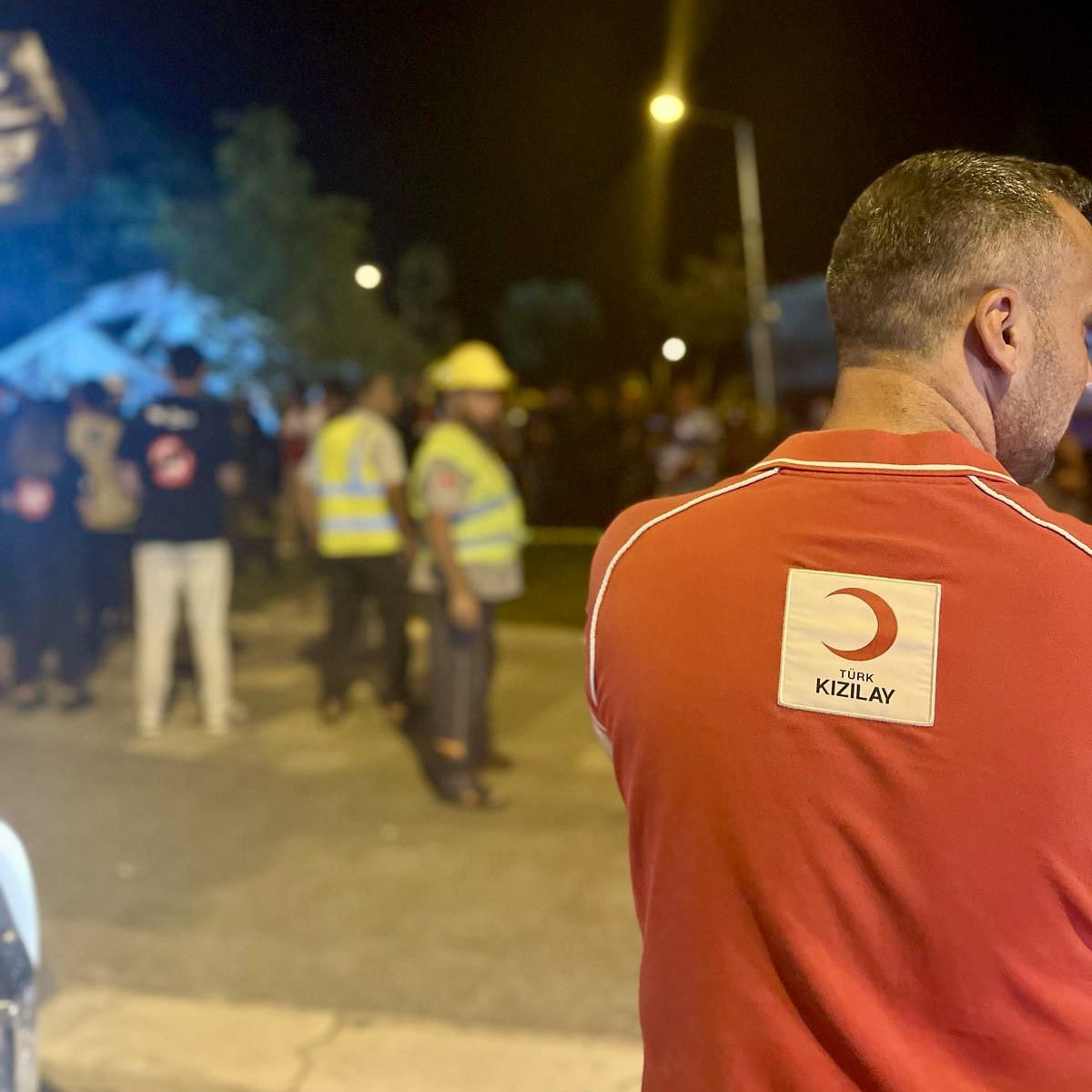 Geçmiş olsun Türkiye’m. ❤️

Balıkesir’in Sındırgı ilçesinde meydana gelen depremin ardından, gönüllülerimizle sahada destek vermek için bir aradayız.

🔴 #DaimaHazır