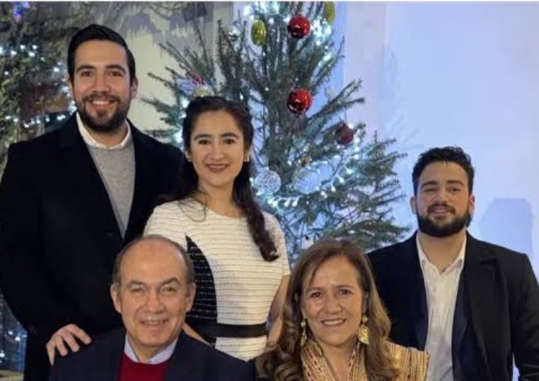 MONCAYOJUAN's tweet photo. Entre otras cosas, la reforma electoral es para que estos juniors zánganos HDSPM no lleguen como plurinominales...👇🏾 https://t.co/20I7FZoZMd