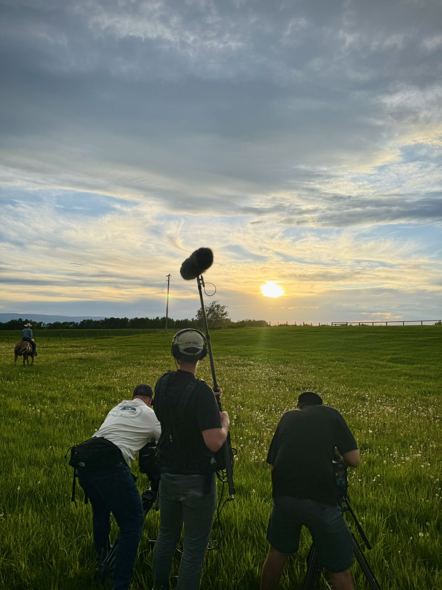 candystoehr5's tweet photo. Tonight’s the night! Being a part of this incredible team and having the honor to edit “The Last Ride with John Cook” is why I love my job. 

Coach Cook is the GOAT!! Being able to share his story with the world is amazing. 

Enjoy the show! Giddy up! 🤠

#TheLastRidewithJohnCook https://t.co/jxbDyNdJqe