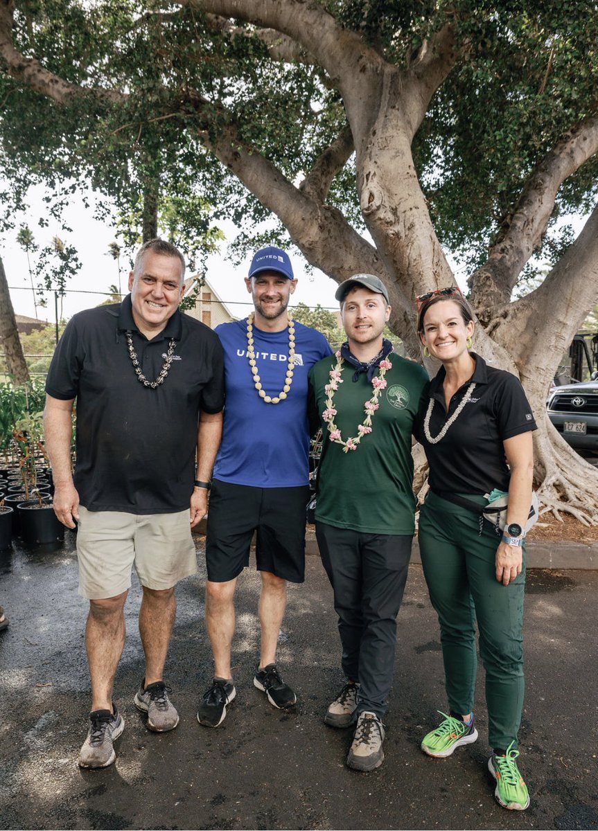 DanLambe's tweet photo. An honor to help prepare 500+ trees for distribution in #Lahaina to support fire recovery. Huge thanks to @united @OutdoorCircleHI @treecoveryHI for their partnership and leadership!  #mahalo #planttrees https://t.co/VxP2eDG24D