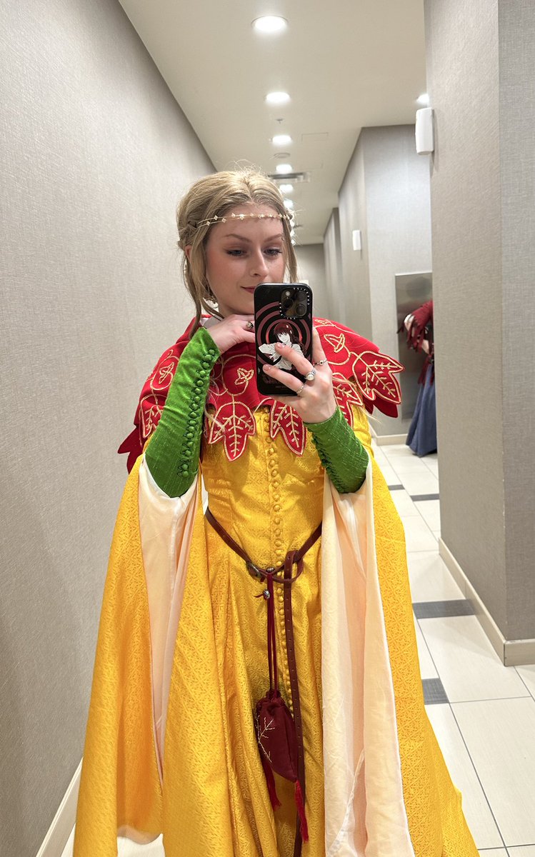 i finished my hans capon cosplay!! she was so much work and there are some fixes i need to make still, but overall i’m very proud of how it came together !