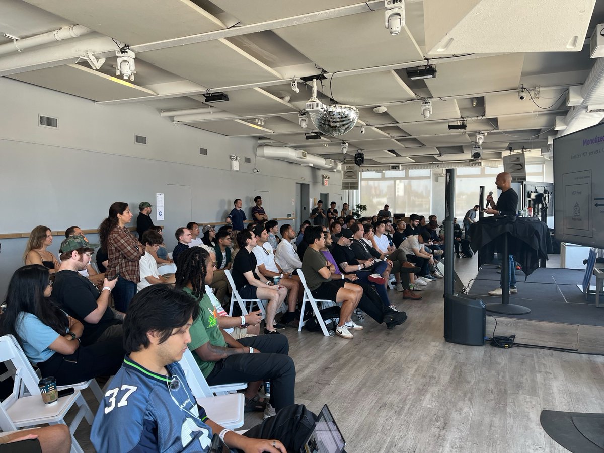 Fluora: Where AI Agents Do Business tweet media