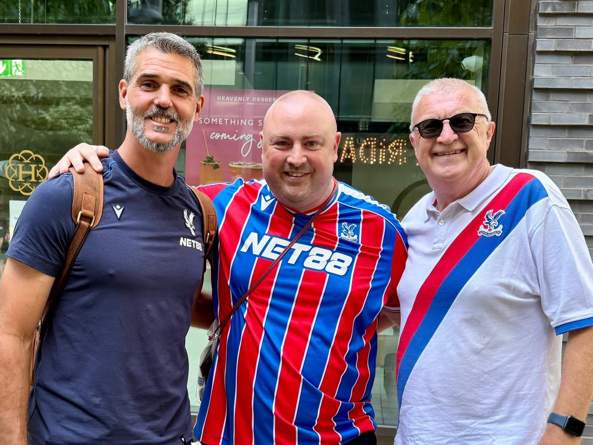 ᴅᴀʀʀᴇɴ tweet media