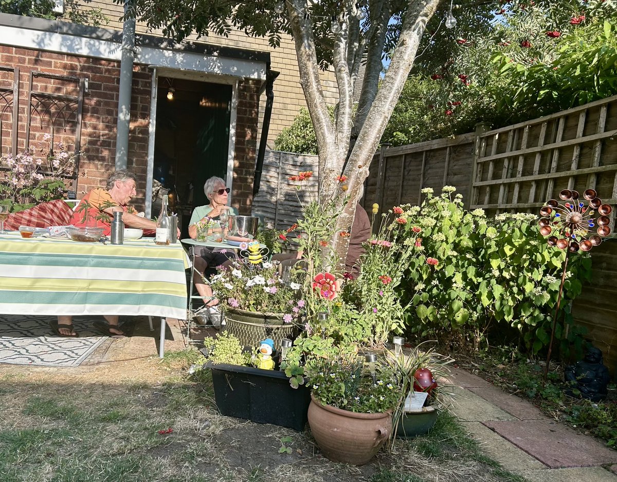 Amazing day. My guy friends showed up with armsfull of flowers, superb wine, 5 courses of delicious food, music ‘cos they wanted to make my almost birthday special as I’m having a tough time. Love them all. True friends. One person in this photo is in a famous band. Can’t say🤫