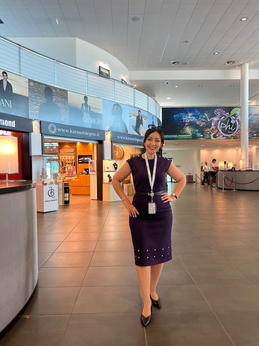 BCLONA's tweet image. Ciao from Olbia Sardegna italy 🇮🇹 private jet just arrived #Sardegna #italiansummer