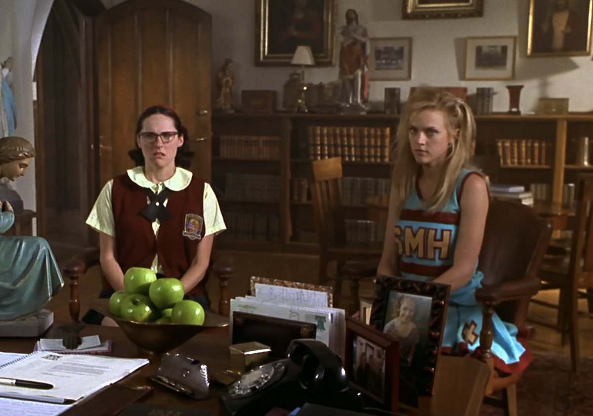 Tom_Smyth_'s tweet photo. everybody talks about elaine hendrix in the parent trap but not enough people talk about elaine hendrix in superstar https://t.co/pdty20l1HE