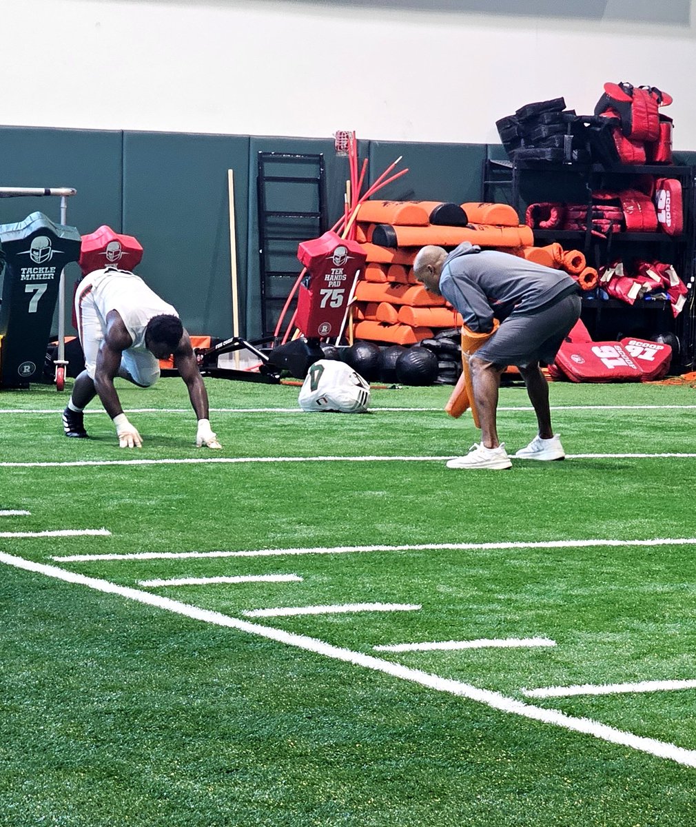 SuaveFilmsMarketingAndMedia (@canecitycartel2) on Twitter photo After a scrimmage im that heat, the work doesn't stop!! Greatness loading... Losers wouldn't understand. πͺπΎπ€ #WeMoveNeedles #TheBigNeedle #Work #GoCanes After a scrimmage im that heat, the work doesn't stop!! Greatness loading... Losers wouldn't understand. πͺπΎπ€ #WeMoveNeedles #TheBigNeedle #Work #GoCanes