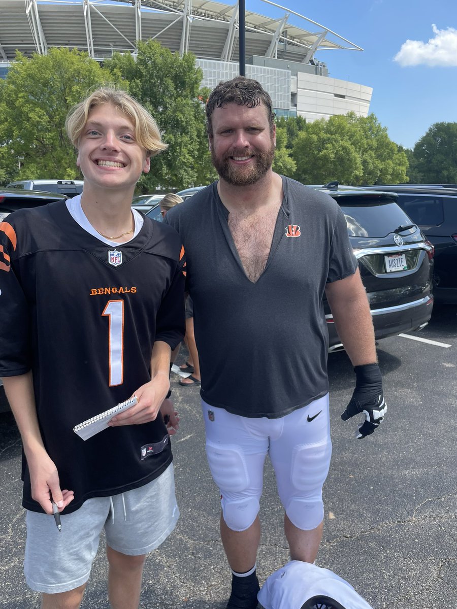sutherland71's tweet photo. We went to watch Bengals practice. Had a great time. https://t.co/FCLvavsQ6k