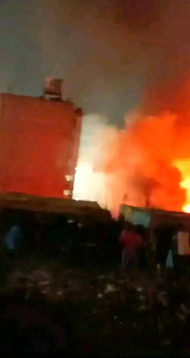 A gas explosion in Huruma, Kiamaiko has triggered a fast-spreading fire. There are fears that people may be trapped in the tragedy. We pray for no casualties.