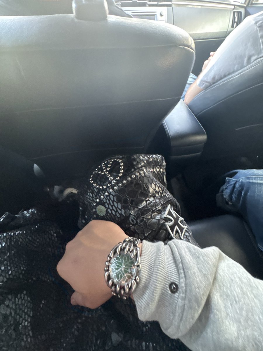 max (@heyfuckface543) on Twitter photo 