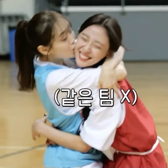 L0V3_N4R1's tweet image. Chuuves confirmed dating back in 1435 #loona #orbits #chuuves