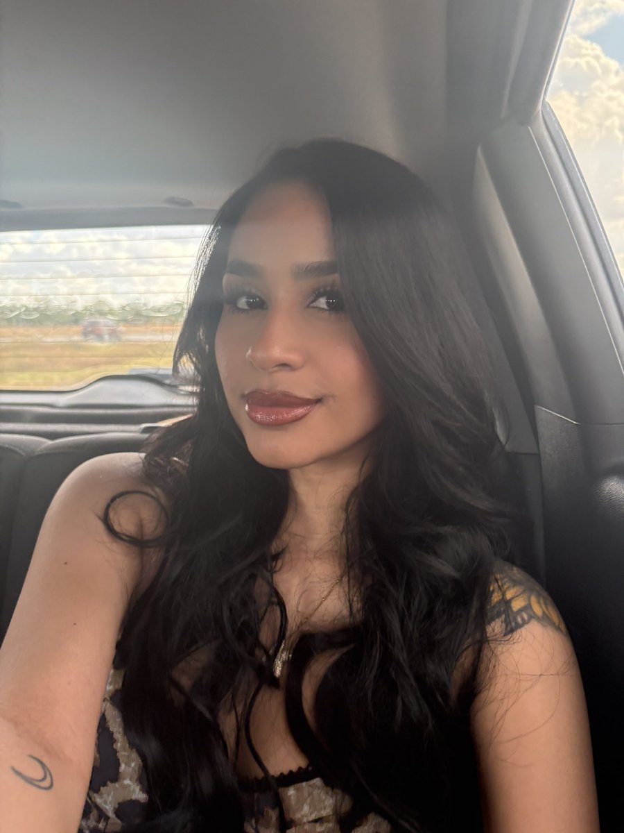 karissa tweet media