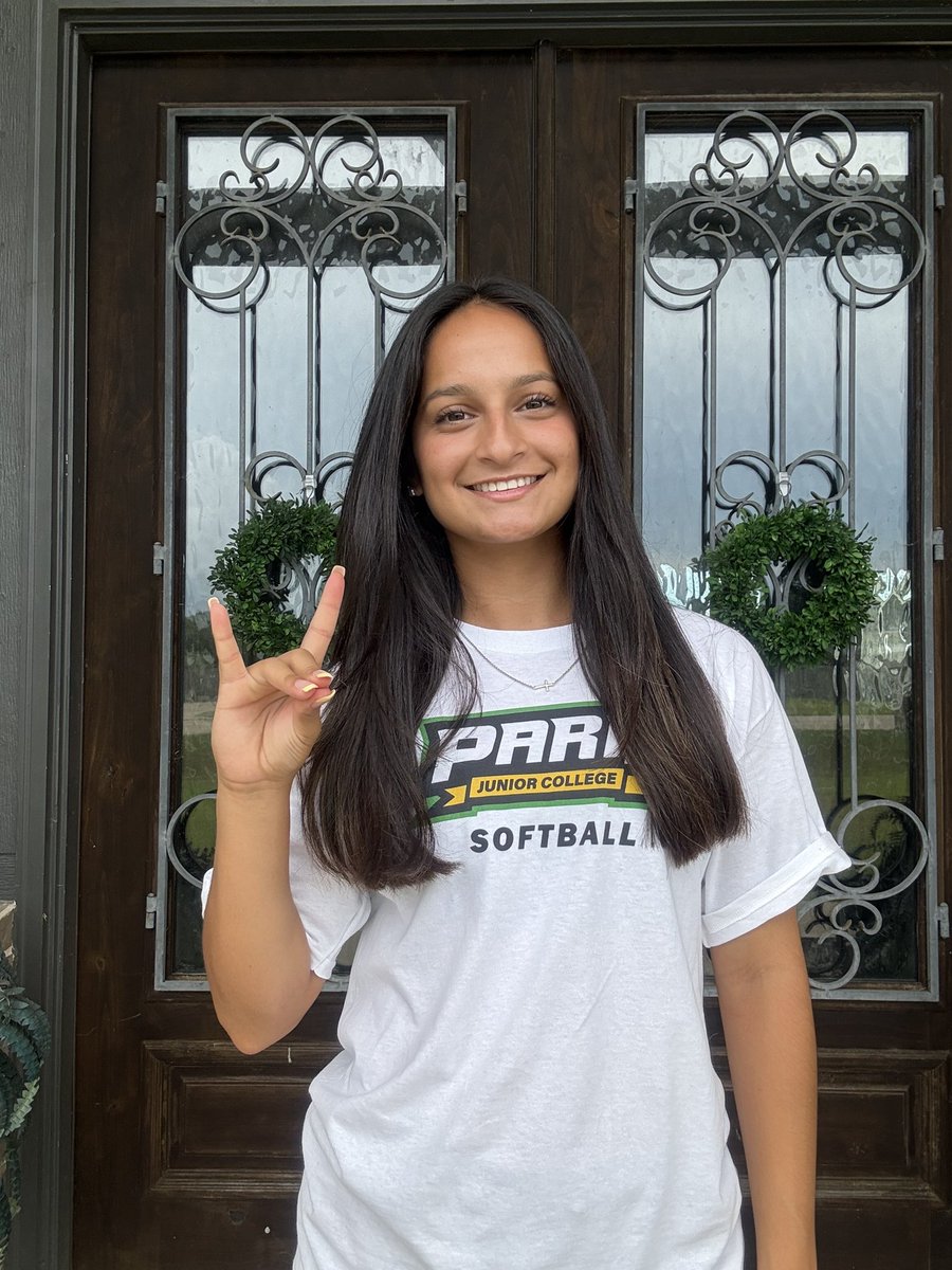 Ariyana Hernandez tweet media