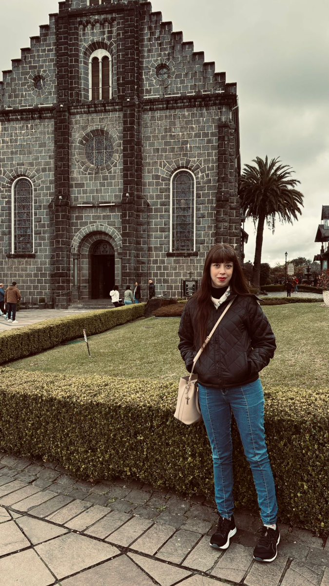 Camis88's tweet photo. Igreja São Pedro Apóstolo - Gramado - RS - Brasil https://t.co/I2PLd1u9Bp