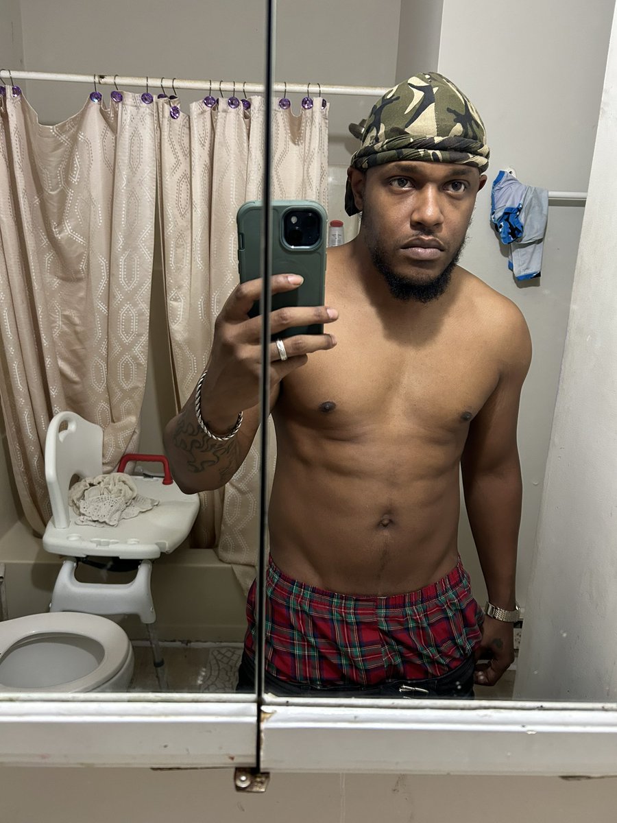 TheReal_Splash's tweet photo. Back at it https://t.co/hPBqzCsgS6