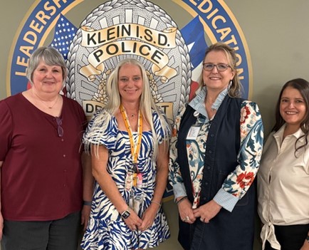 Reading by Design trainers from <a href="/KleinISD/">Klein ISD</a> welcomed Region 4 specialist Jan Cook to observe one of their #Dyslexia Intervention Fundamentals trainings—what a great day of RbD learning! 👏

Additional open enrollment training opportunities are available at: esc4.net/dys-rbddif/