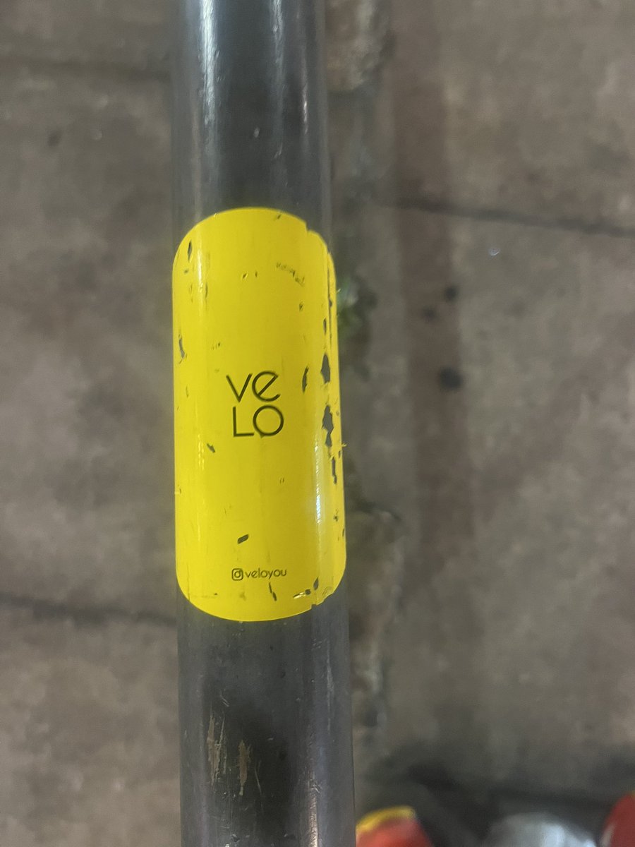 rhymes_un's tweet photo. Genius bike love https://t.co/gY4sJUxVwQ