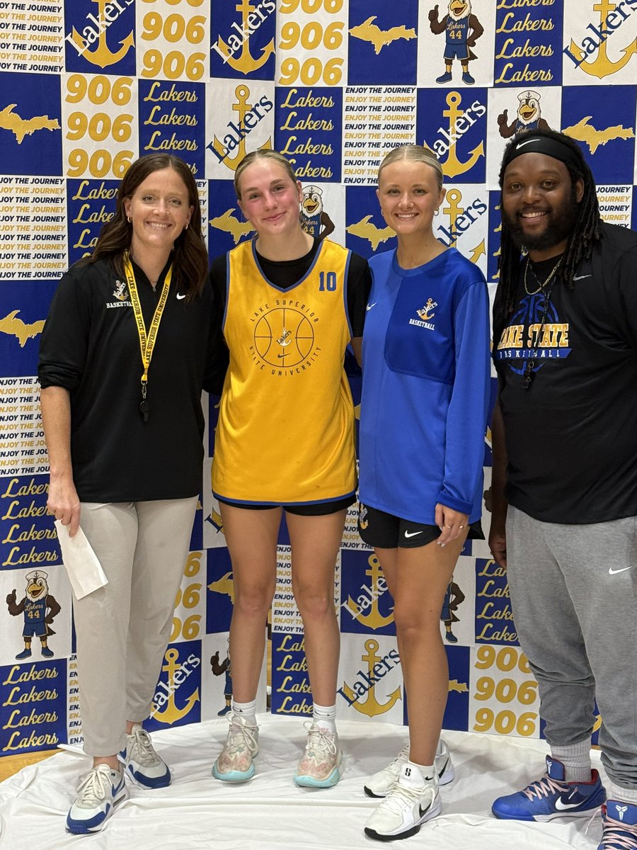 LFosmore32's tweet photo. I learned so much from @LakeStateWBB elite camp today! I also loved getting to play and catch up with one of my friends/teammates from AAU! https://t.co/TJQVYcR6zm