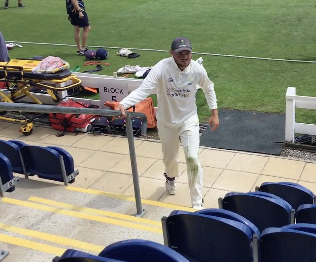 🏏Glamorgan under 18 will face Yorkshire in the final of the Counties Cup on Aug 31 at Kibworth, Leics

They beat Middlesex by 4 wickets in the semi with captain Tom Norton hitting 95 in their successful pursuit of 234 to win, after taking 3-51

Pic: Norton fielding for 1st XI