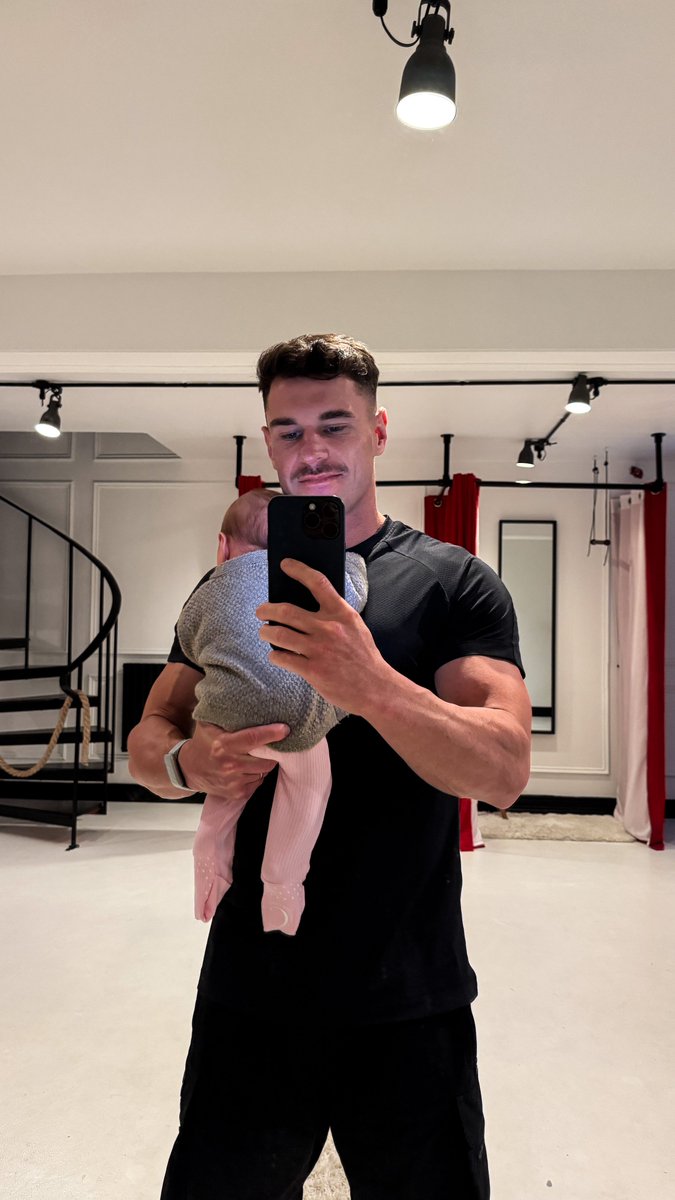 Rob Lipsett tweet media
