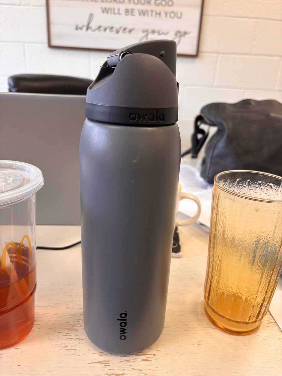 tim_aldridge2's tweet photo. @owalalife how do I do a warranty claim? Our bottle lock broke off.

Thanks https://t.co/pxgt2y8Vpv