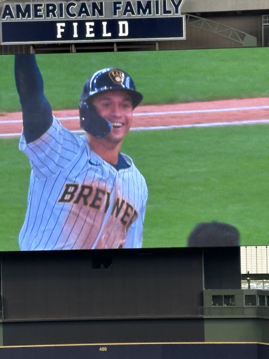 hoopz260's tweet photo. Here for the walkoff and the sweep 🧹 #thisismycrew https://t.co/QostlzFPZX