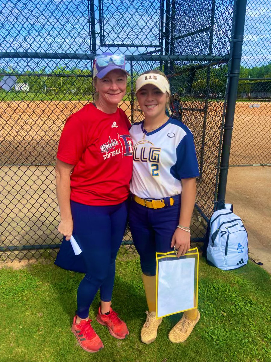Rylee_Minehart's tweet photo. Had a blast at the DSCD Instructional softball clinic this weekend and got a lot of great work in! Thank you to all the coaches who came out and worked with all of us! #ILEAP⚡️ @llgdavis16u 
@CofCSoftball @fmu_softball @UNASoftball @GregLarnerd https://t.co/U7XAd4oCeh
