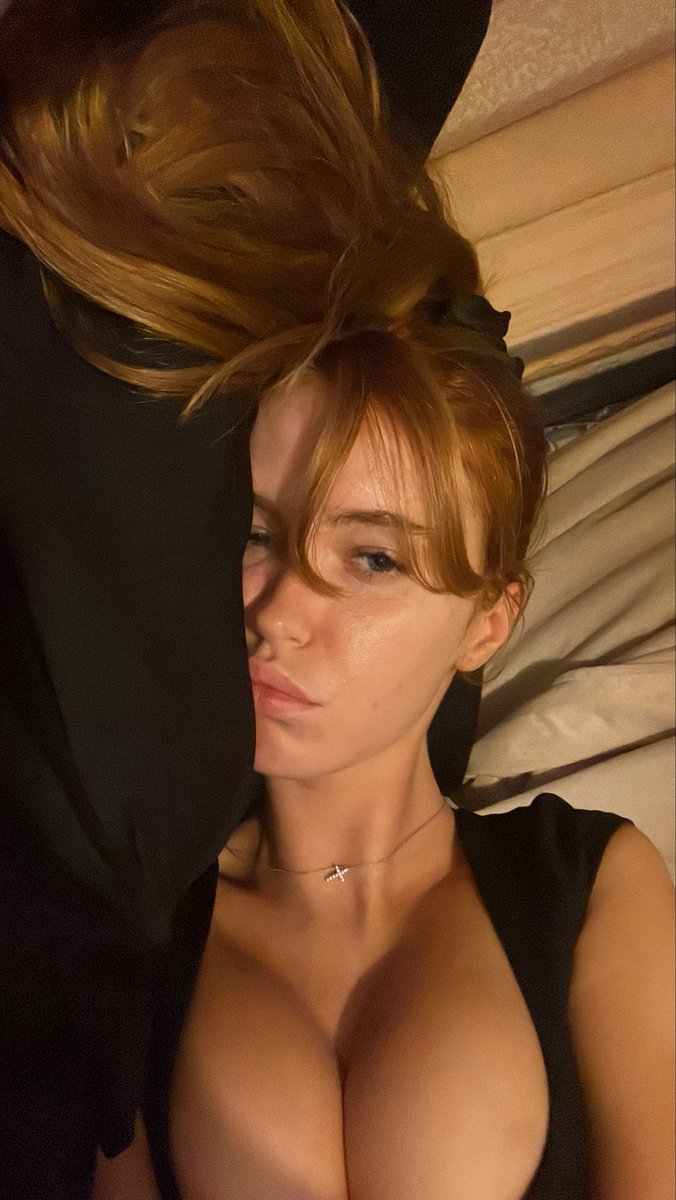 EBreyson's tweet photo. Fuck 😖

Any of my followers here ? https://t.co/7gkwZBVJn7