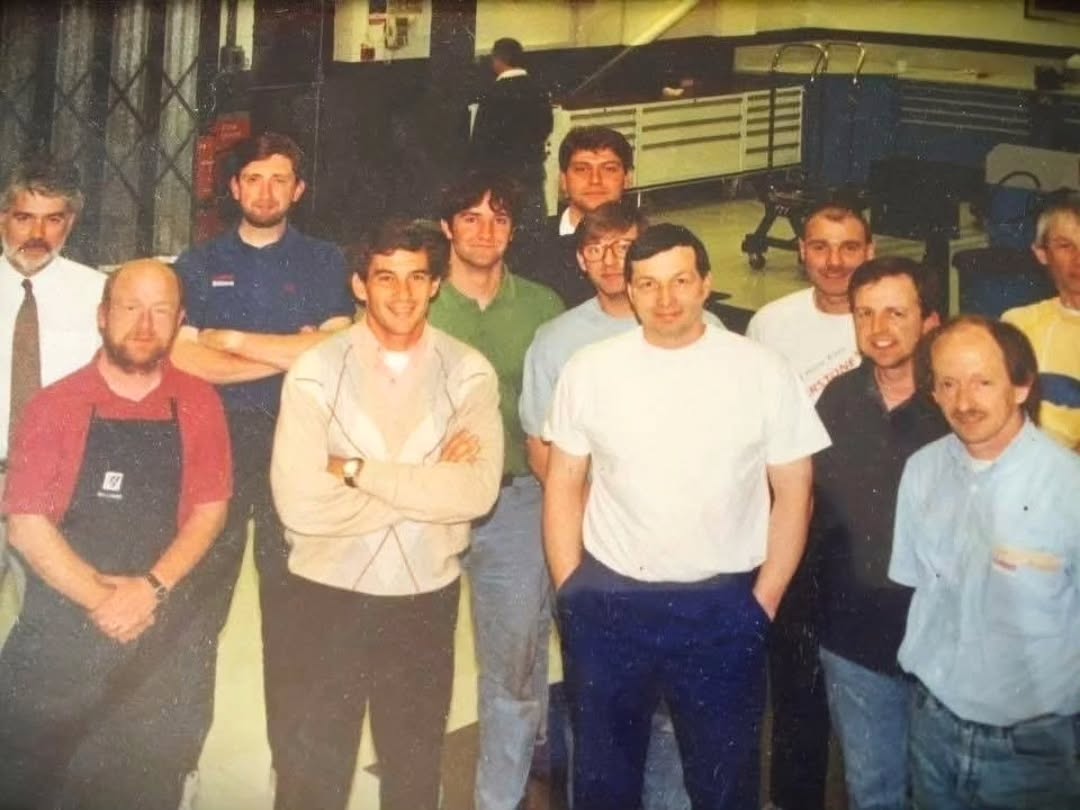 Ritaporfiris_'s tweet image. December 1993, Ayrton at the old Williams factory in Didcot

#AyrtonSenna #F1Royalty #unforgettable #genius #magic #senna #sennasempre #remembersenna #brazil
                    instagram.com/p/DNBW29rtclI/…