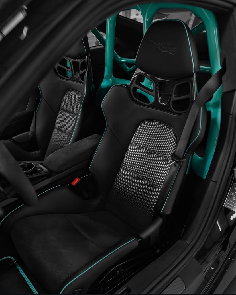 Jordan92338366's tweet photo. 992 GT3RS 🖤 https://t.co/AAWYfqkzy1