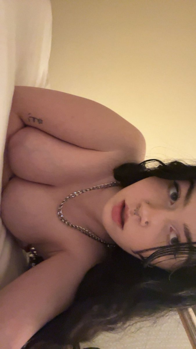 v1x_en's tweet photo. who still doesnt have a gf in 2025 say 'me' if i can be urs
#Exhibitionist #hornyslut #teenslut #cockwhore #hardcoreslut #nsfwtwt #fuckme #doggystyle #doggy #somno #somnophilia #cnc #creampie #bdsm https://t.co/MQcAdU5W4J