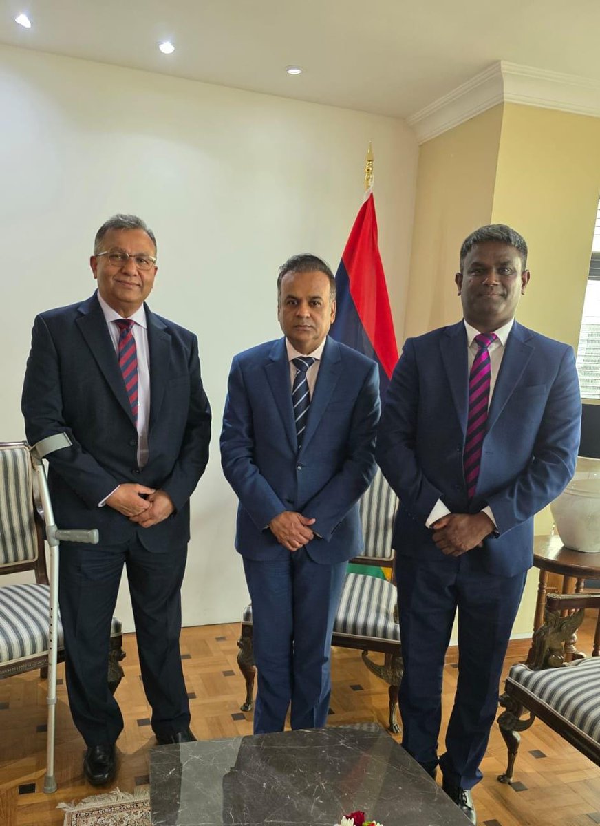 tamilsforum's tweet photo. @ohchr @FCDOGovUK @DavidLammy @10DowningStreet @CanadianPM @Waleska @volkerturk @10DowningStreet @DavidLammy @PaulBrummell @FCDOGovUK

@tamilsforum met with the Foreign Minister &amp; Deputy Foreign Minister of #Mauritius 🇲🇺 

It’s another key initiative of our global advocacy for #accountability #justice &amp; non-recurrence in #SriLanka

#Tamil #Genocide https://t.co/LPSS2gsmc3