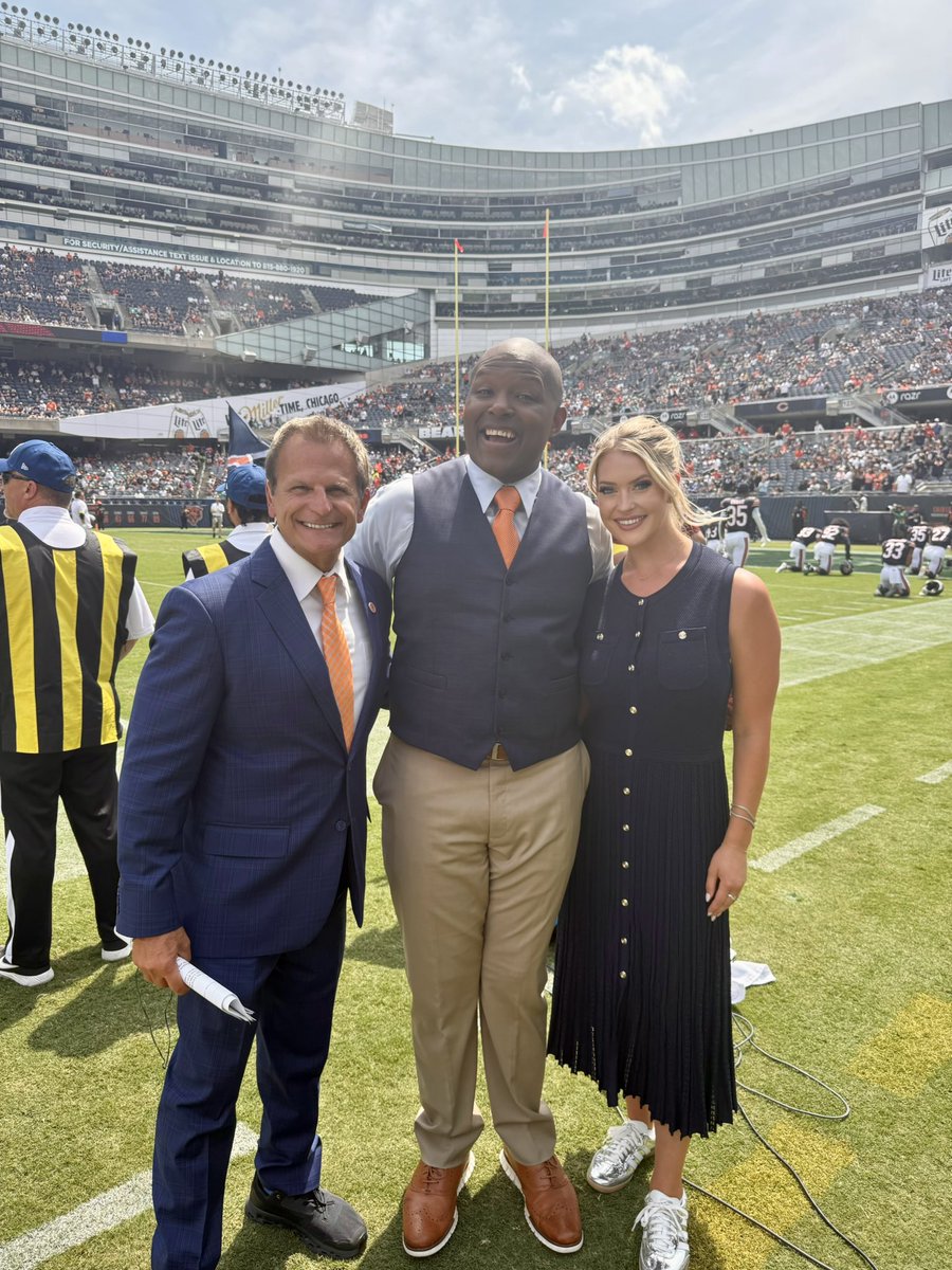 Cassie Carlson (@cassiecarlsontv) on Twitter photo That’s a wrap from preseason game 1 with the best crew! <a href="/LouCanellis/">Lou Canellis FOX 32</a> <a href="/BigAntHerron/">Anthony Herron</a> <a href="/fox32news/">FOX 32 News</a> That’s a wrap from preseason game 1 with the best crew! <a href="/LouCanellis/">Lou Canellis FOX 32</a> <a href="/BigAntHerron/">Anthony Herron</a> <a href="/fox32news/">FOX 32 News</a>