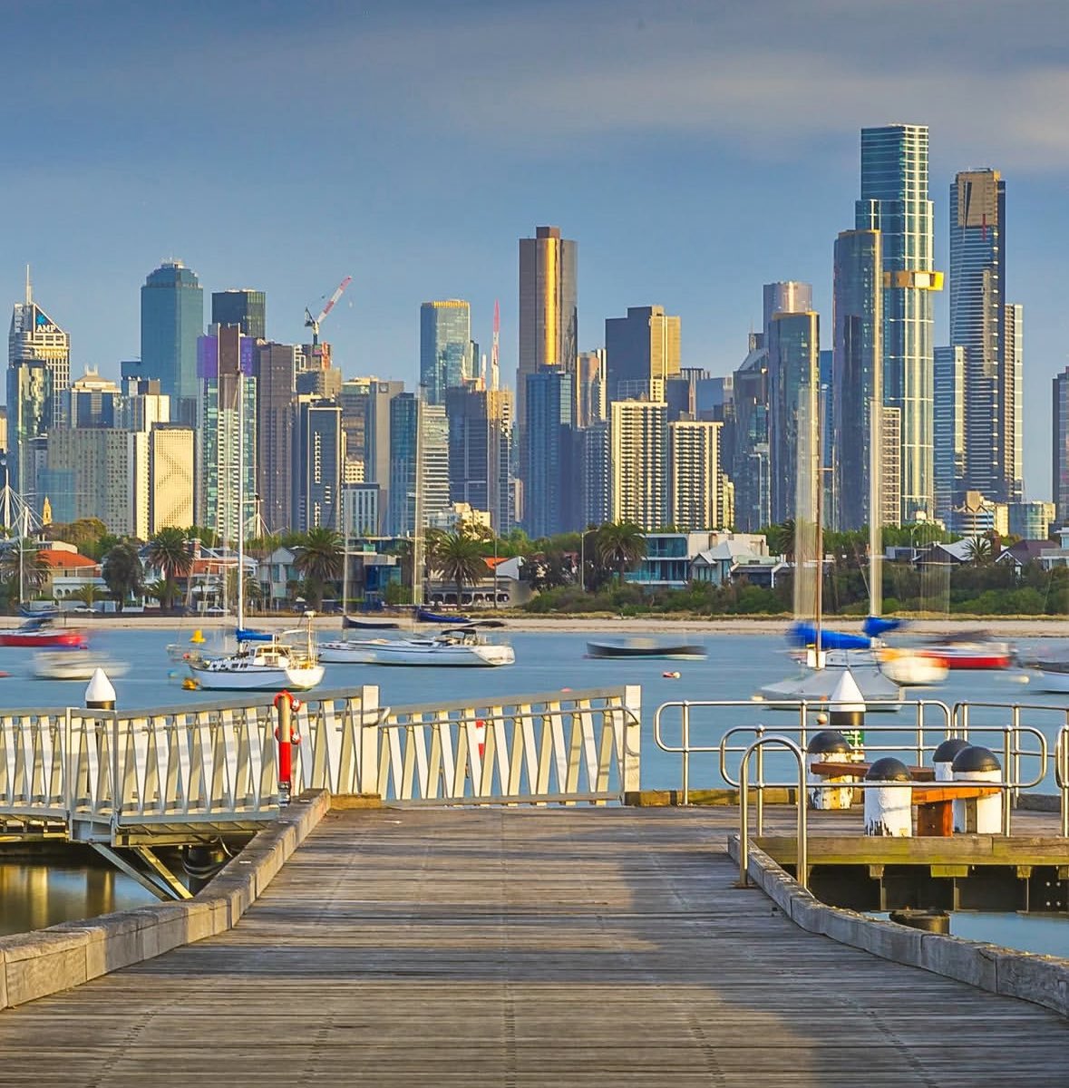 Melbourne_vic1's tweet photo. Walking view from St Kilda Beach, Melbourne  💙 https://t.co/BNjMjCB2kG