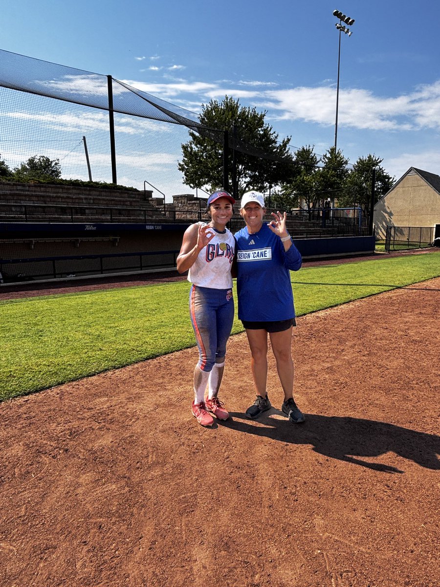 I had so much fun at the Tulsa camp today! Thank you to the coaches for the chance to learn and grow as a player! I won the home to first challenge 💨<a href="/CoachDreswick/">Jess Dreswick</a> <a href="/bsmart17/">Brooke Smart</a>  <a href="/TulsaSoftball/">Tulsa Softball</a>  <a href="/Strimp25/">Crissy Strimple</a>